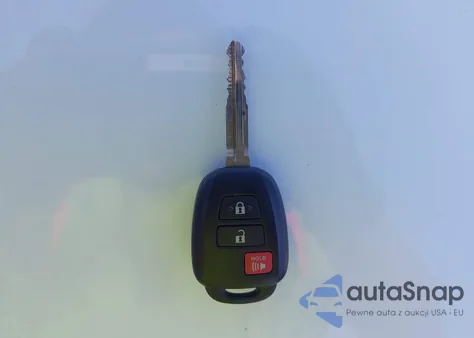 2016 Toyota Prius C Two z USA, uszkodzony, nr VIN JTDKDTB34G1139915